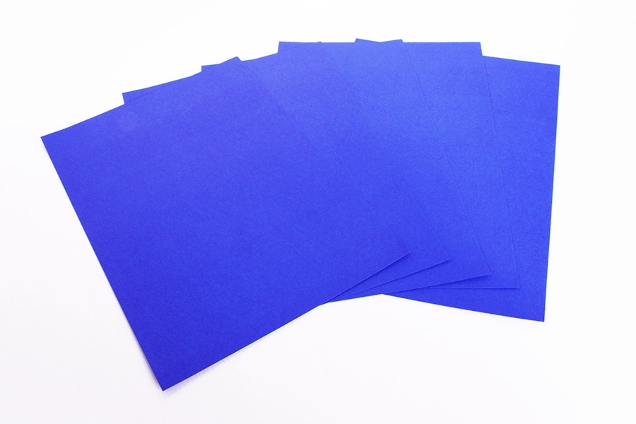 2 sided color poster paper A4 size, 80 grams thickness Suitable for cutting into various images Board decoration Label And other inventions Can be used with document printers Or general copier